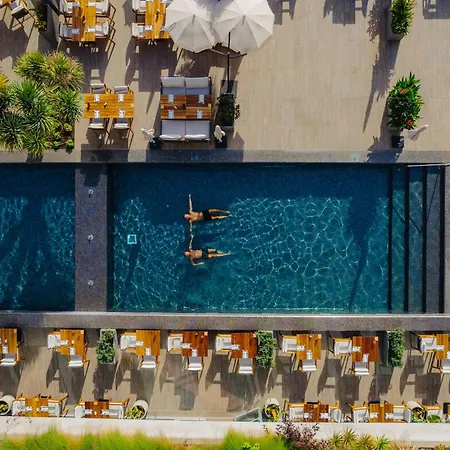 Resort Saccharum - And - Savoy Signature 5*