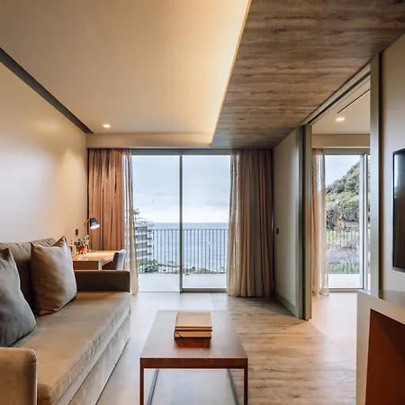 Saccharum - And - Savoy Signature Resort