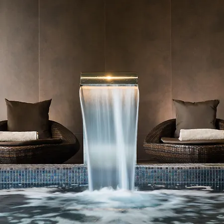 Hotel Saccharum - And - Savoy Signature