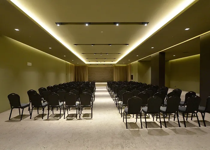 Saccharum - And - Savoy Signature קלייטה