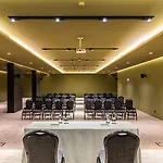 Saccharum - And - Savoy Signature מלון 5*