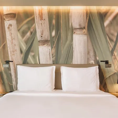 Saccharum - And - Savoy Signature 5* كالهيتا