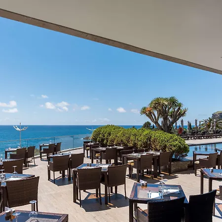 Saccharum - And - Savoy Signature 5*