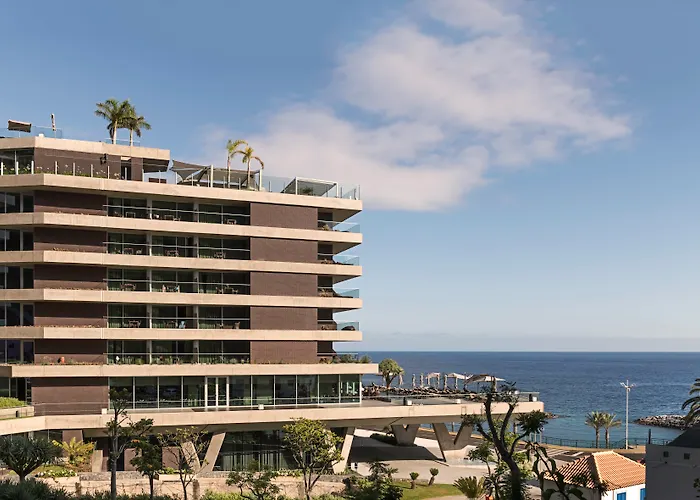 Saccharum - And - Savoy Signature Hotel 5*