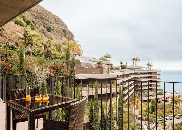 Saccharum - And - Savoy Signature Hotel Calheta (Madeira)