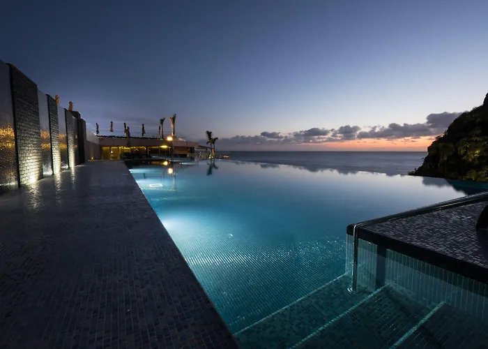 Saccharum - And - Savoy Signature 5*