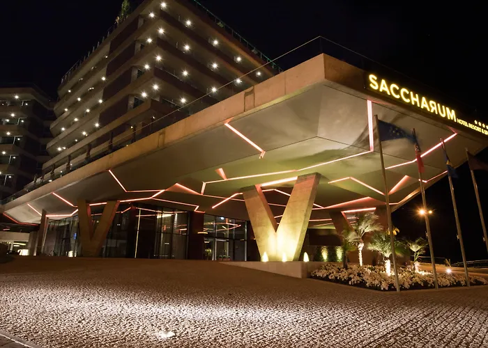 Saccharum - And - Savoy Signature 5*